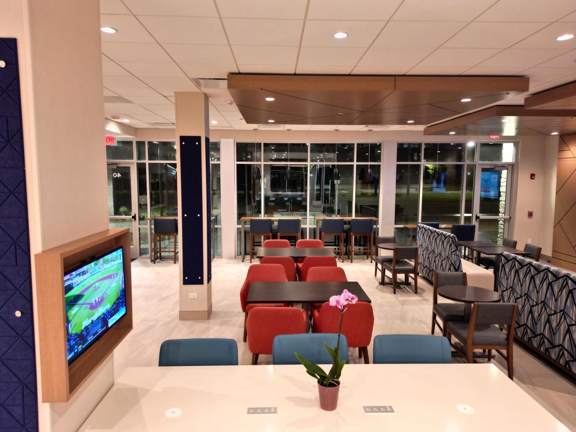 Holiday Inn Express & Suites Chicago Schaumburg By Ihg Zewnętrze zdjęcie