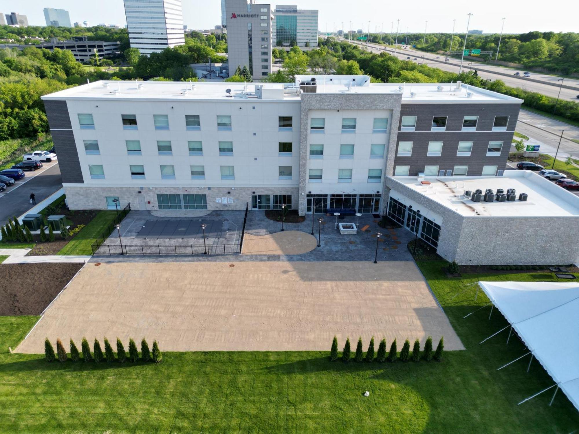 Holiday Inn Express & Suites Chicago Schaumburg By Ihg Zewnętrze zdjęcie
