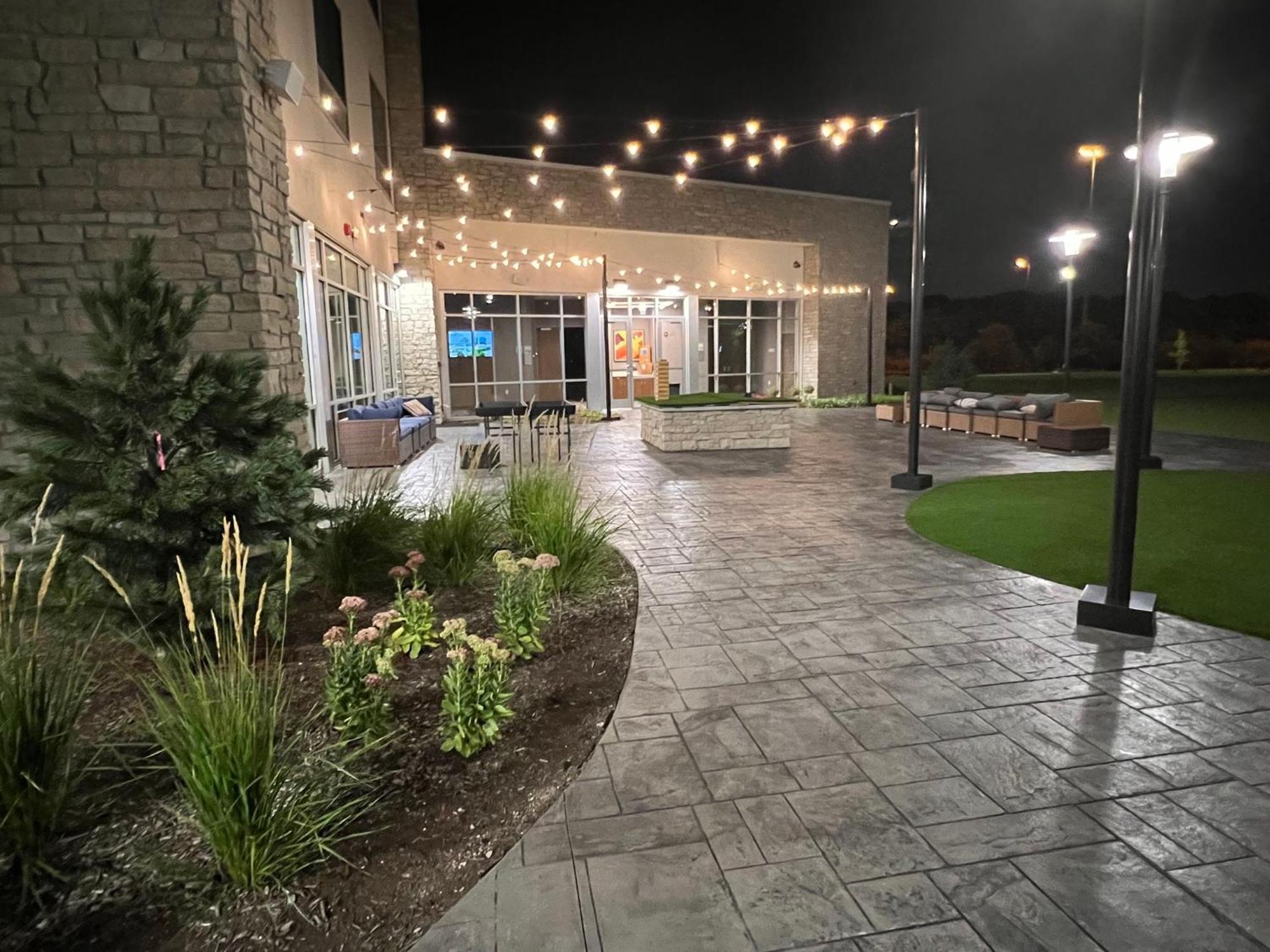 Holiday Inn Express & Suites Chicago Schaumburg By Ihg Zewnętrze zdjęcie