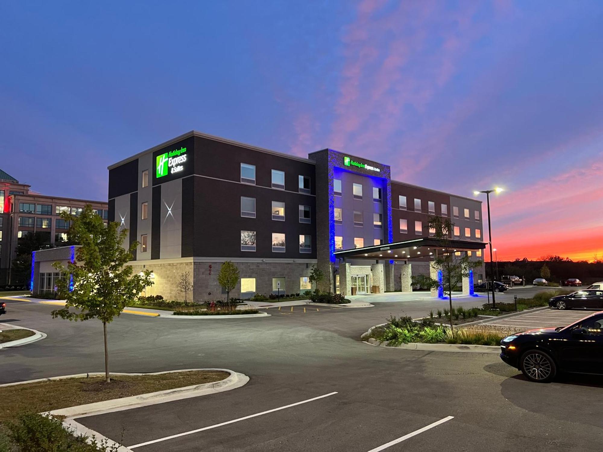 Holiday Inn Express & Suites Chicago Schaumburg By Ihg Zewnętrze zdjęcie